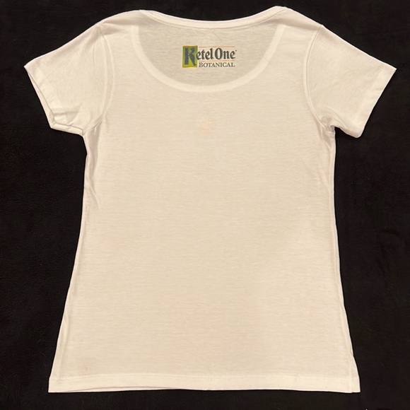Ketel One Botanical White Scoop Neck Short Sleeve Women's Fit T Shirt Small NEW - Picture 5 of 8